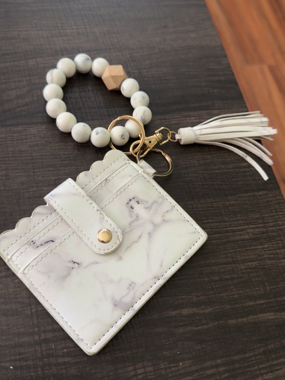 Marble Wristlet Card Holder Keychain with Tassel - White